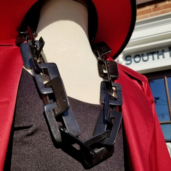 Unisex - Two Tone Red and Black Fedora - Picture 10 of 13